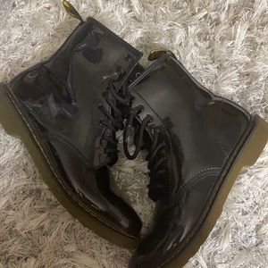 Dr Martins size 6